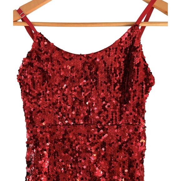 REVAMPED LA NUIT RED SEQUIN SPAKLED BODYCON SHOULDER STRAP DRESS Size XS - Picture 3 of 11